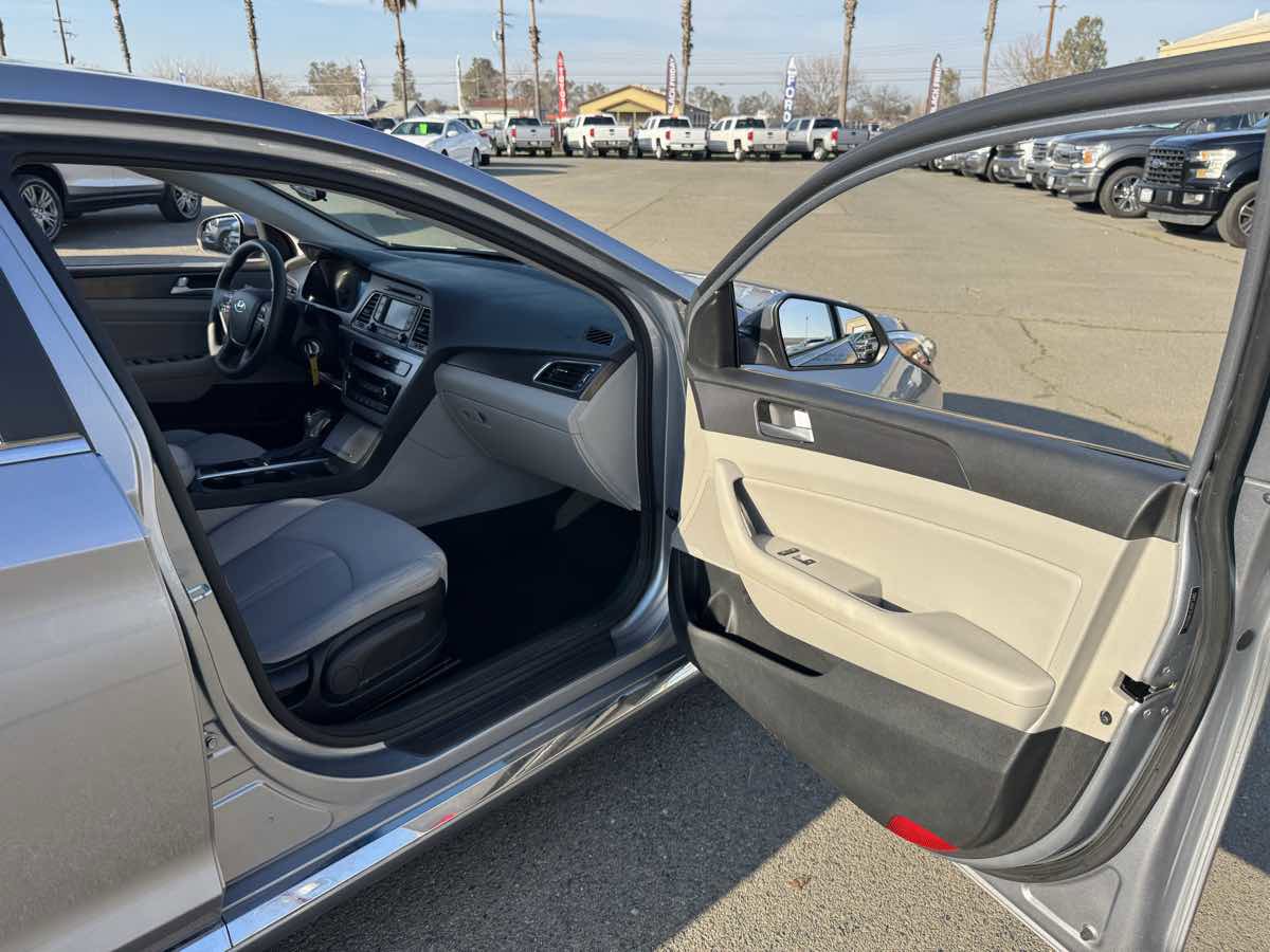 Used 2015 Hyundai Sonata Sport image 14
