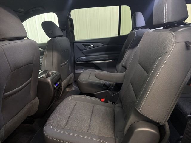 Used 2025 Chevrolet Traverse LT w/ Driver Confidence Package image 21