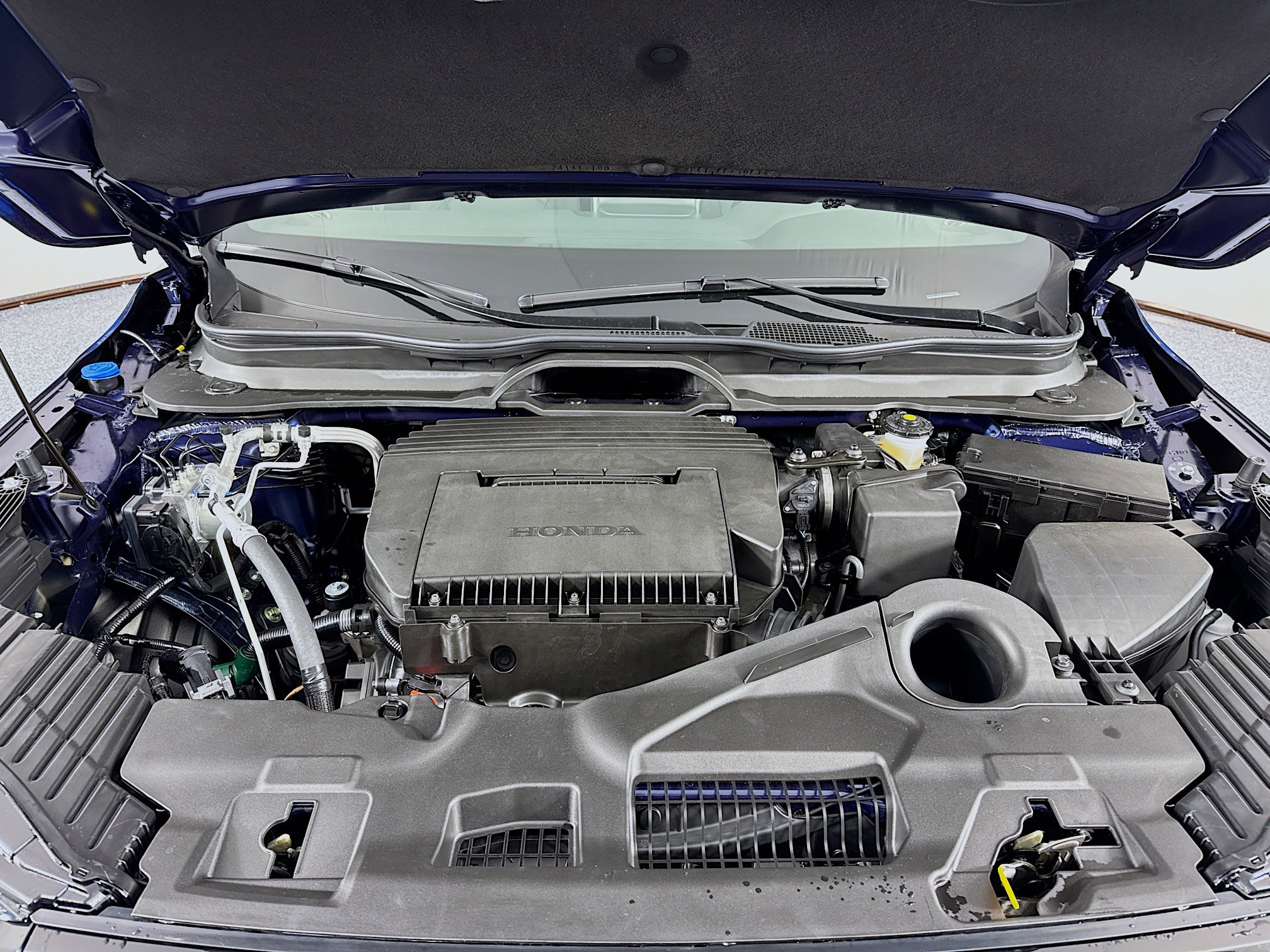 New 2025 Honda Pilot Sport image 30