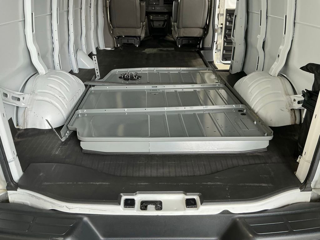 Used 2023 GMC Savana 2500 Extended w/ Driver Convenience Package image 33