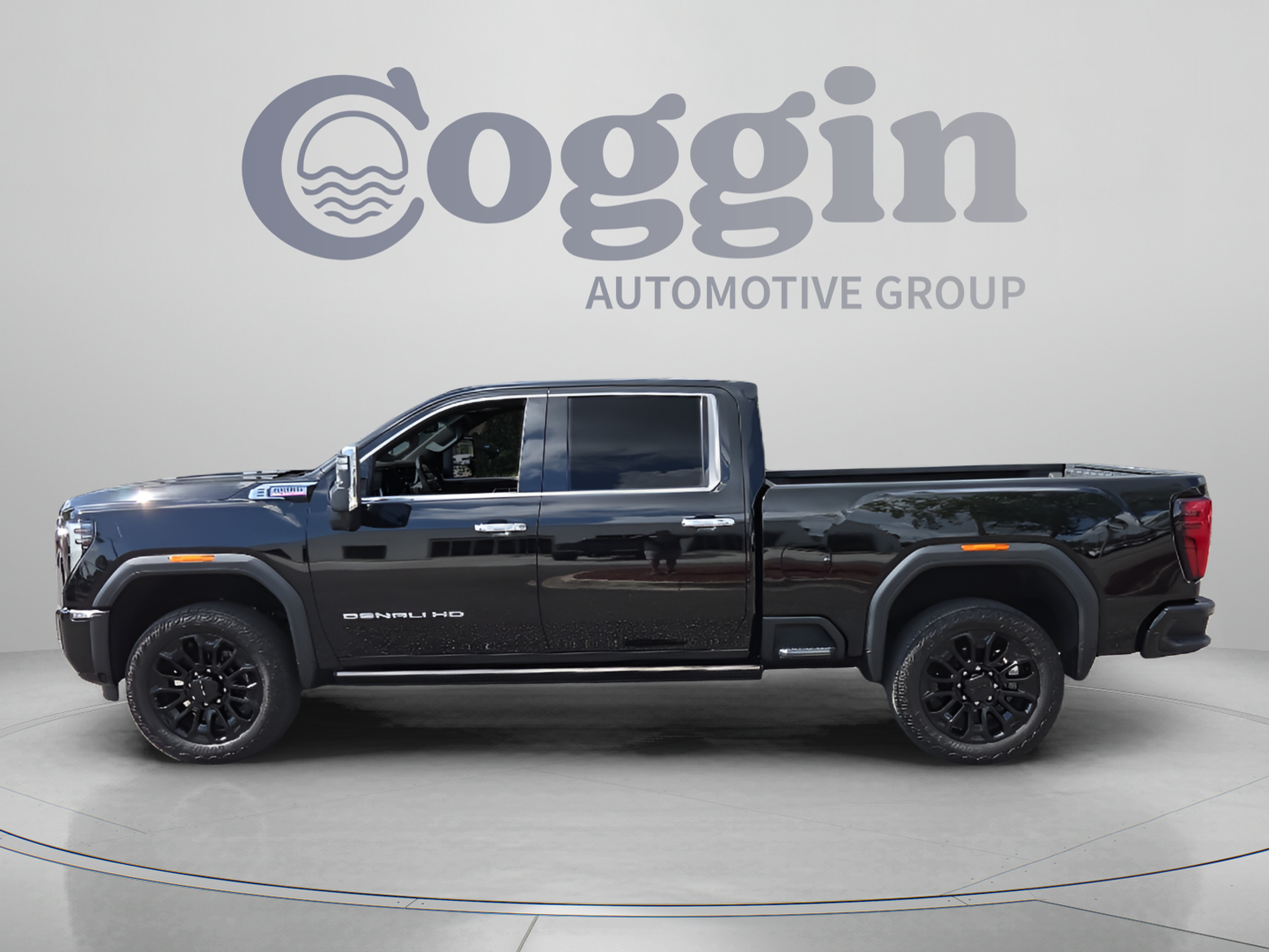 Certified 2024 GMC Sierra 2500 Denali w/ Denali Reserve Package AWD/4WD image 2