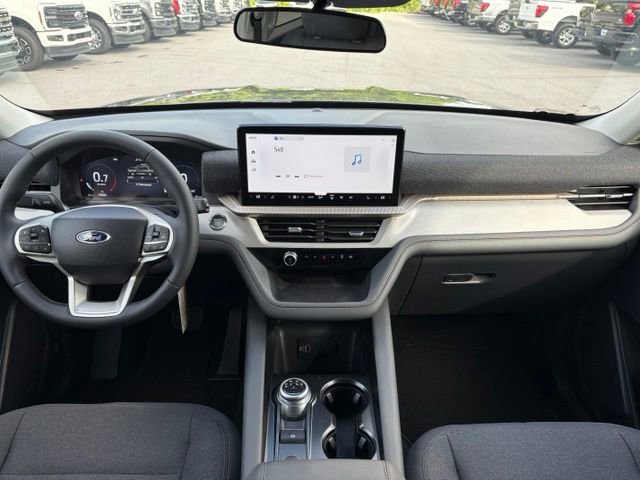 New 2026 Ford Explorer Active RWD image 12
