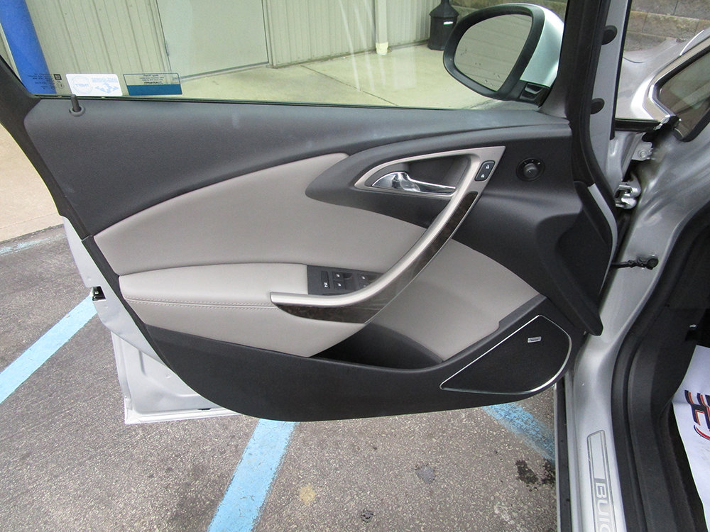 Used 2014 Buick Verano Convenience FWD image 13