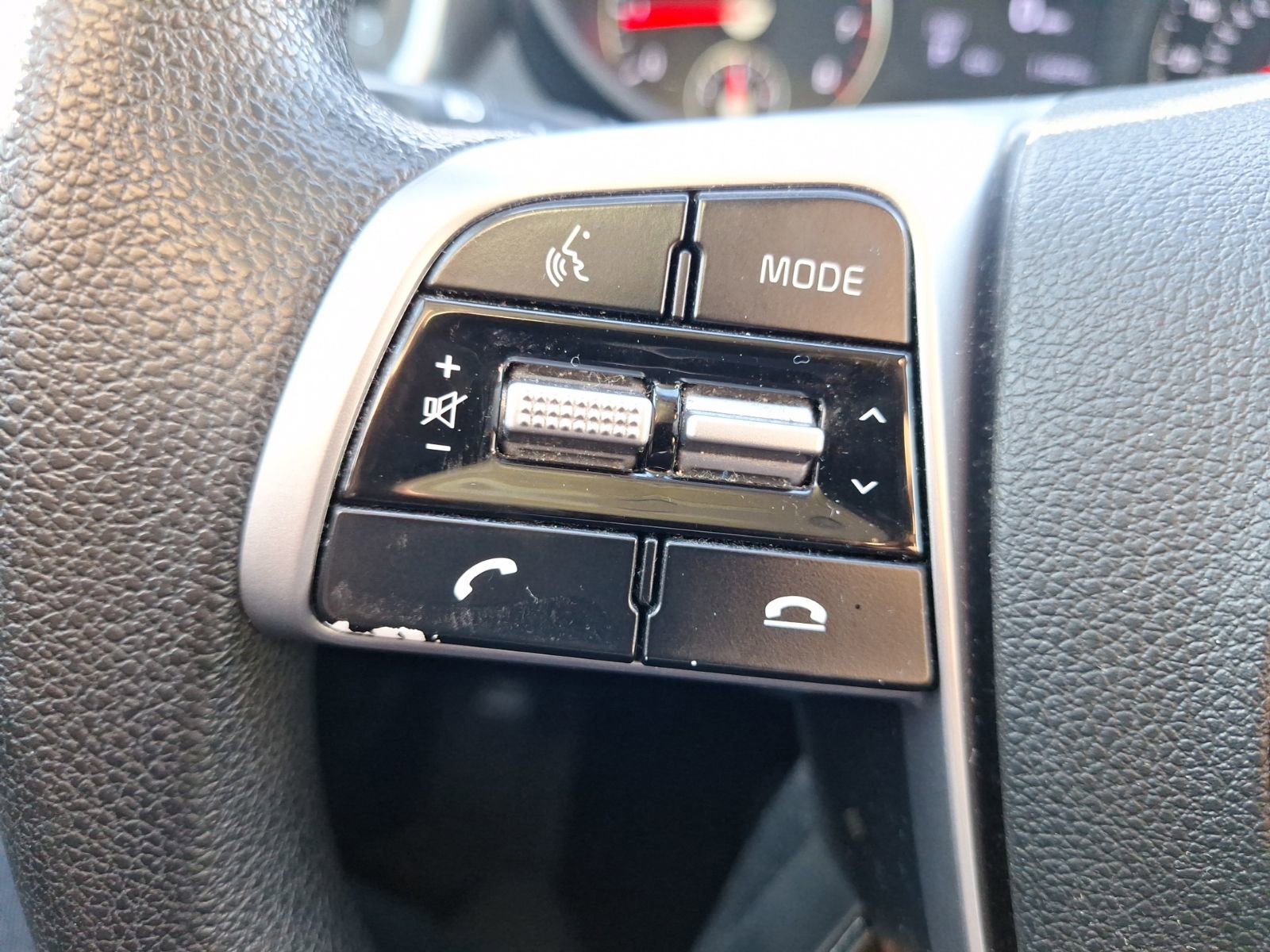 Used 2020 Kia Sorento L image 22