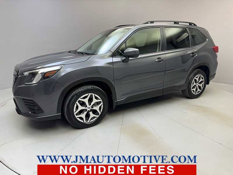 Used 2023 Subaru Forester Premium AWD/4WD image 1