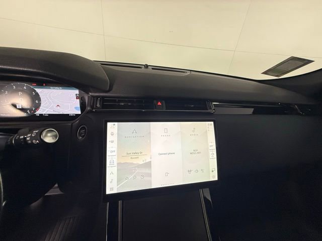 Used 2024 Land Rover Range Rover Velar Dynamic SE image 23