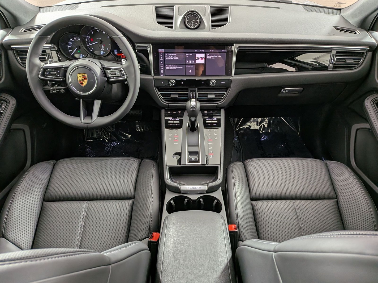 New 2026 Porsche Macan AWD/4WD image 21