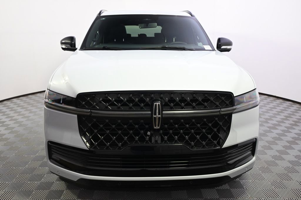 New 2026 Lincoln Navigator L Reserve w/ Jet Appearance Package image 10