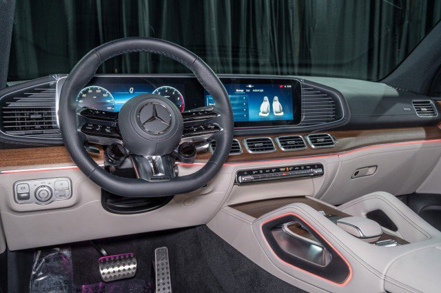 New 2026 Mercedes-Benz GLE 53 AMG 4MATIC image 19