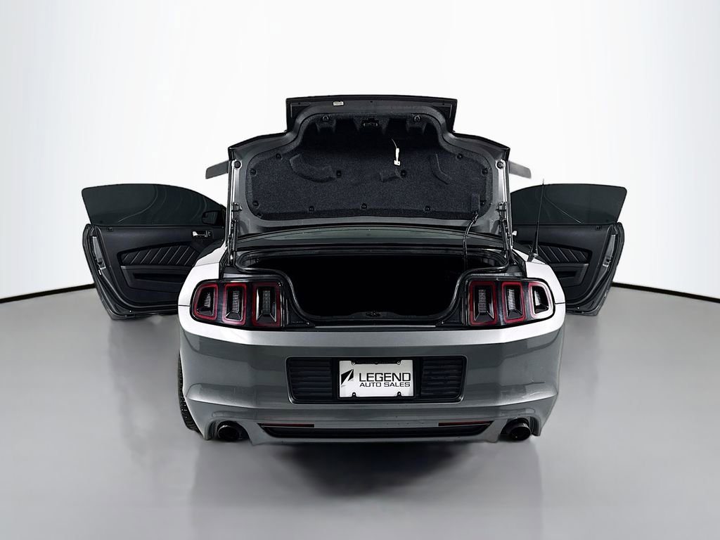 Used 2013 Ford Mustang Premium image 23