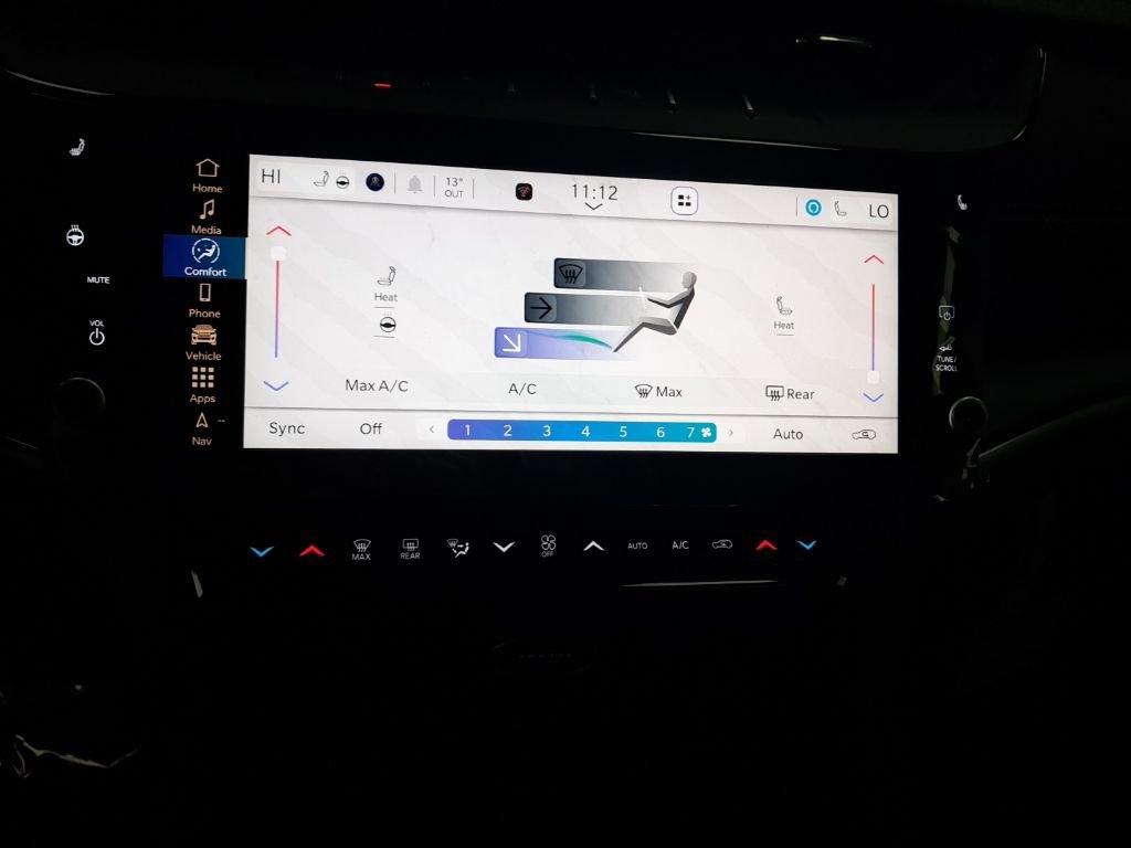 New 2026 Jeep Grand Cherokee Altitude image 10