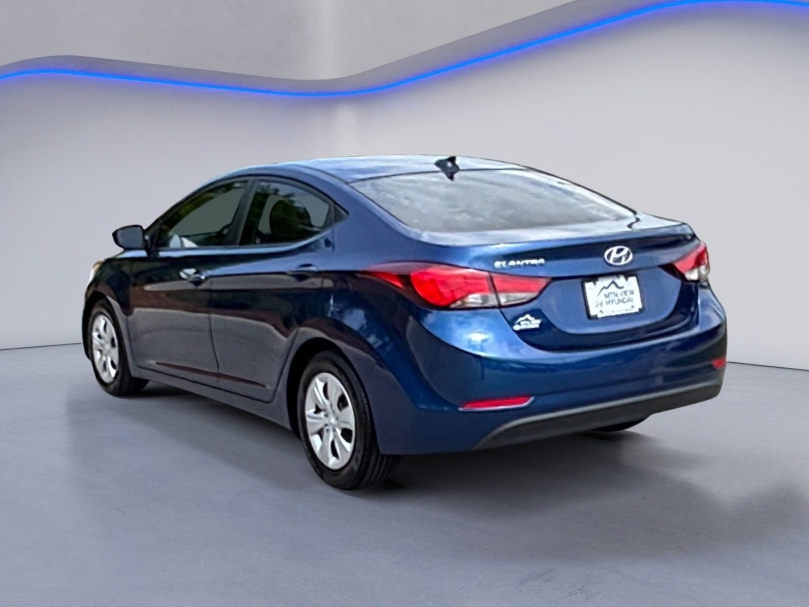 Used 2016 Hyundai Elantra SE FWD image 6