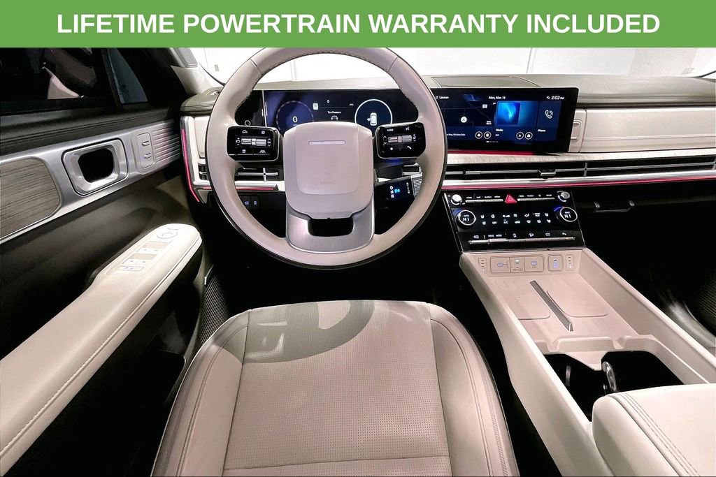 Used 2025 Hyundai Santa Fe Calligraphy image 7