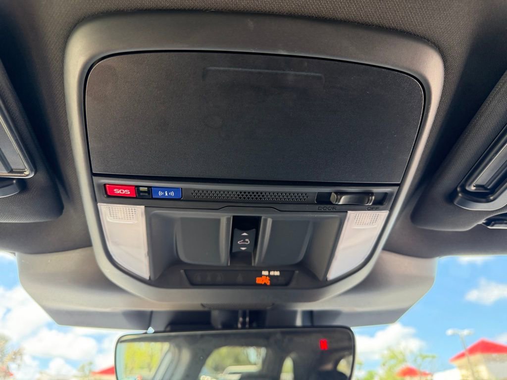 Used 2025 Subaru Forester Sport w/ Popular Package #2 image 32