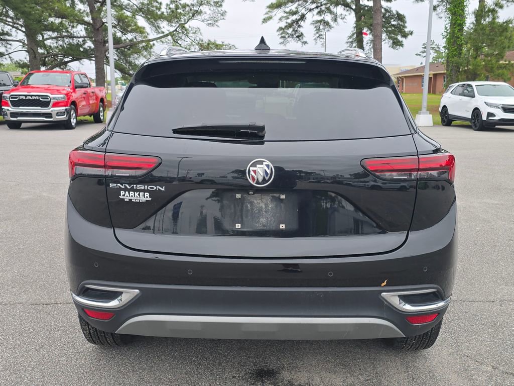 Used 2022 Buick Envision Essence w/ Technology Package I FWD image 4