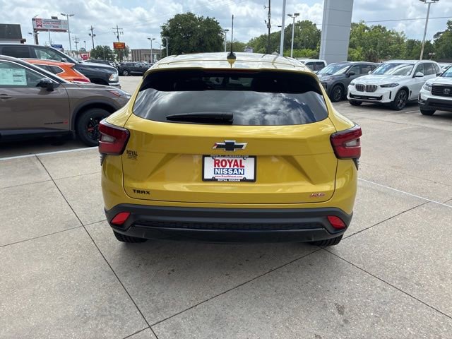 Used 2025 Chevrolet Trax RS w/ Sunroof Package image 6