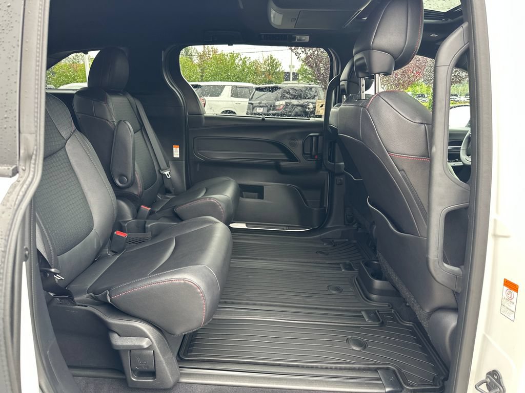Certified 2026 Toyota Sienna XSE AWD/4WD image 16