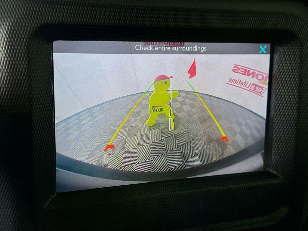 Used 2023 Jeep Wrangler Sport S image 6