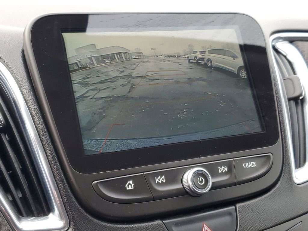 Used 2018 Chevrolet Malibu LT image 20