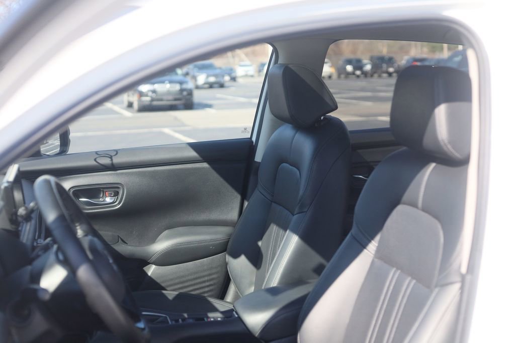 Used 2023 Honda HR-V EX-L image 14