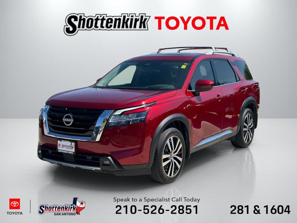 Used 2024 Nissan Pathfinder Platinum