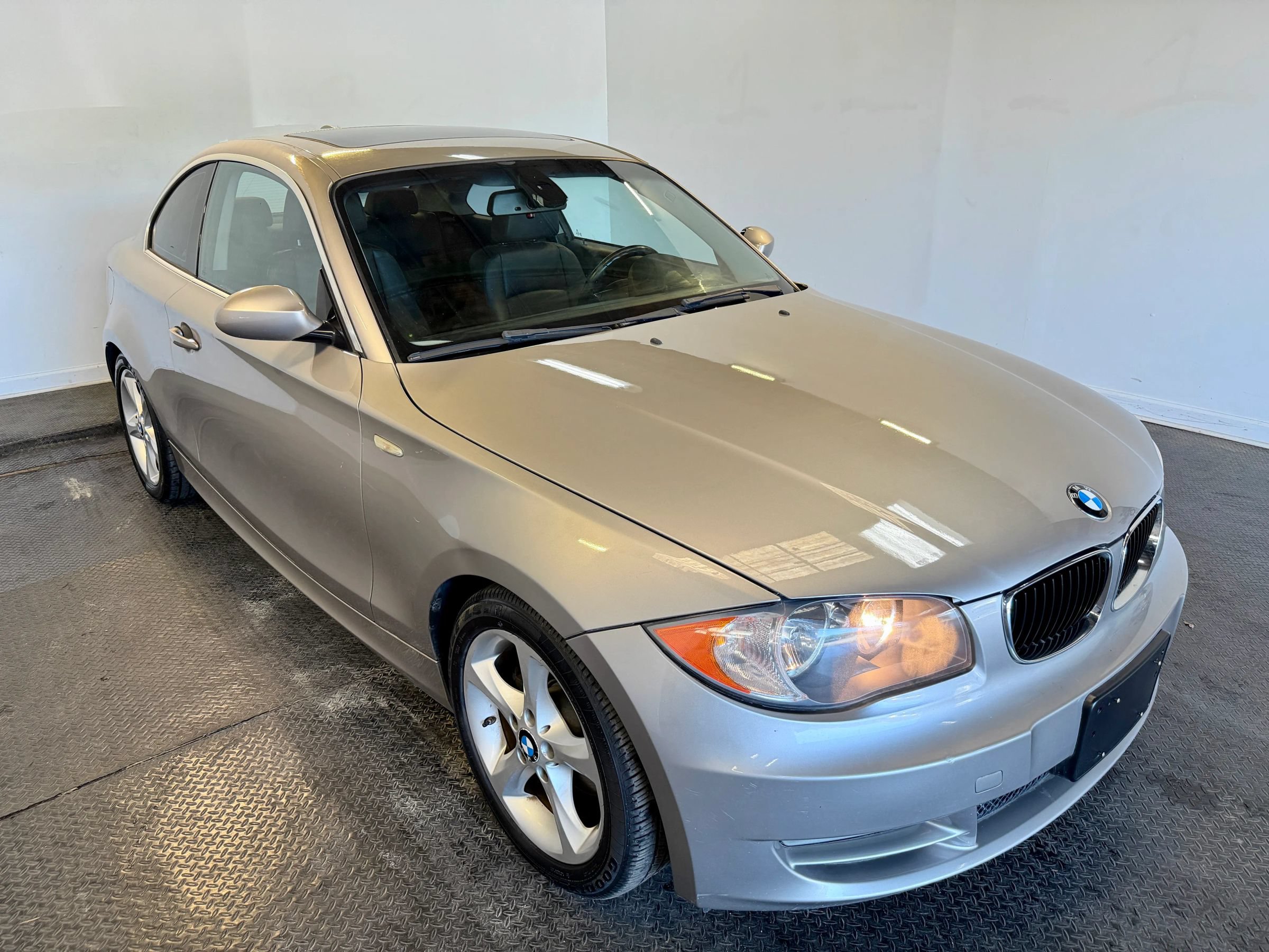 Used 2009 BMW 128i Coupe RWD image 4