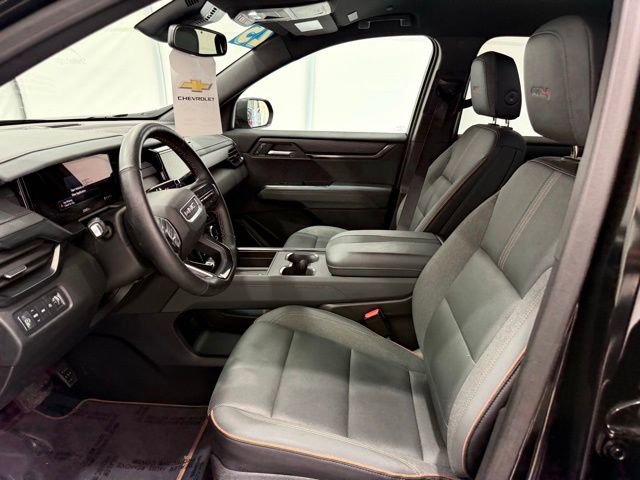 Used 2025 GMC Acadia AT4 image 12