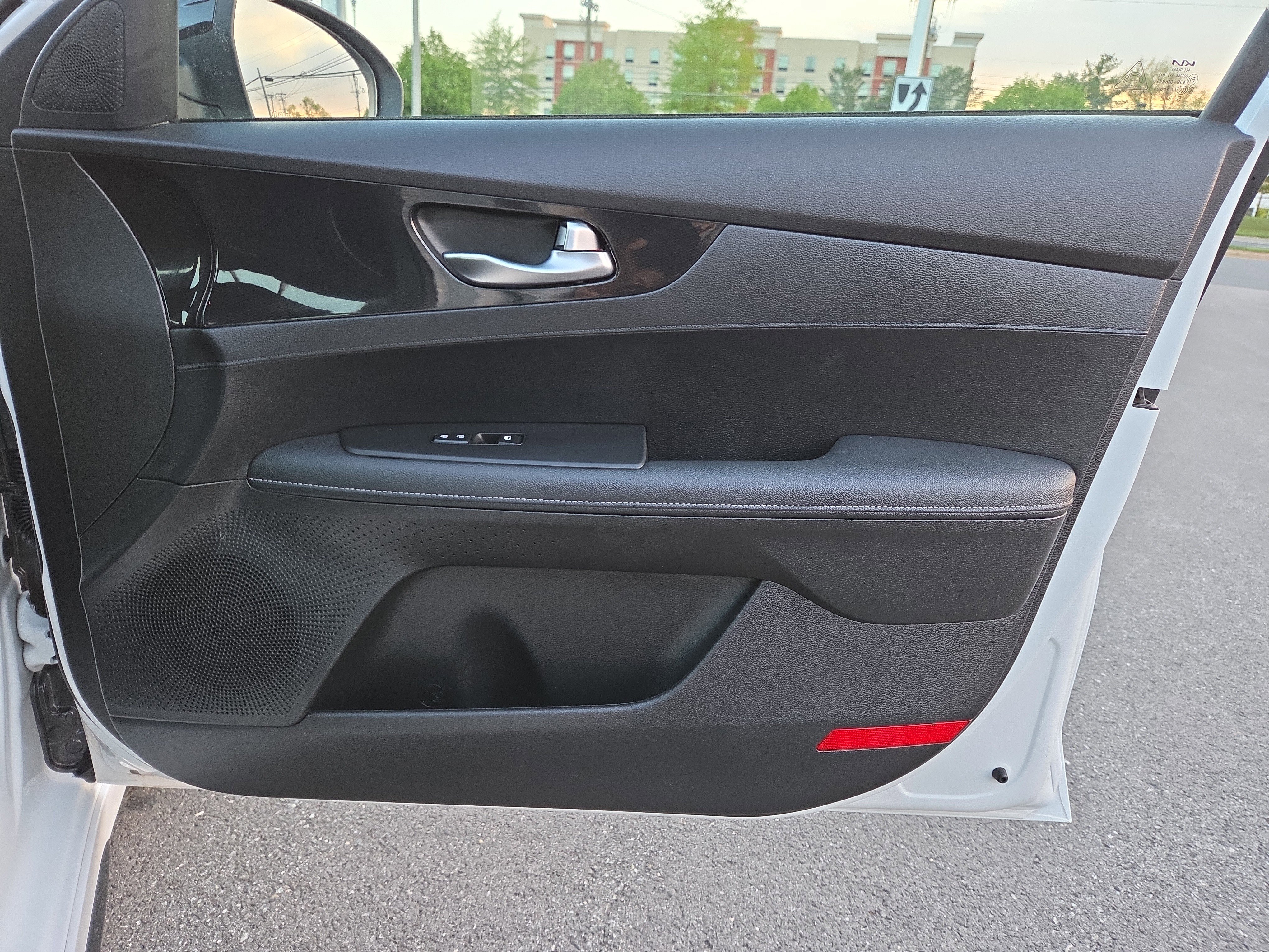 Certified 2024 Kia Forte GT-Line FWD image 26