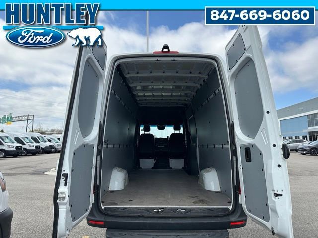 Used 2024 Mercedes-Benz Sprinter 2500 w/ Parking Package image 13