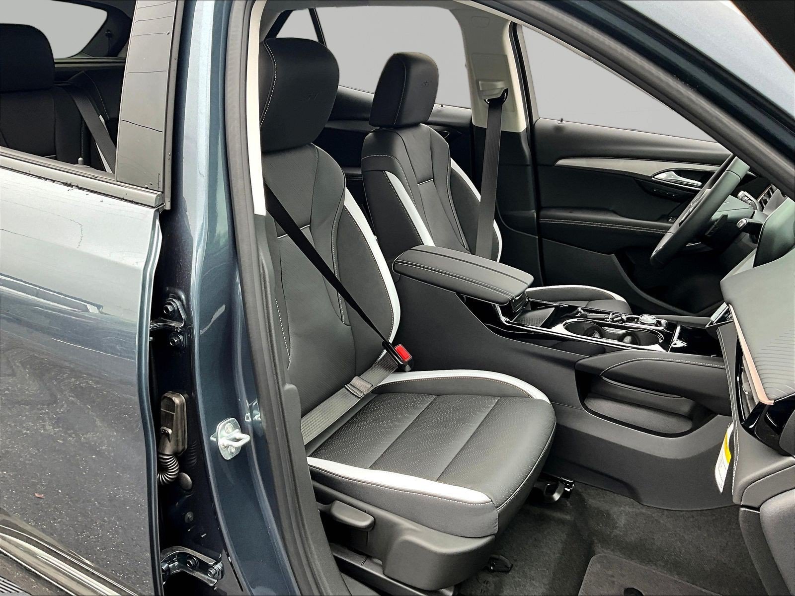 New 2026 Buick Envision Sport Touring AWD/4WD image 18