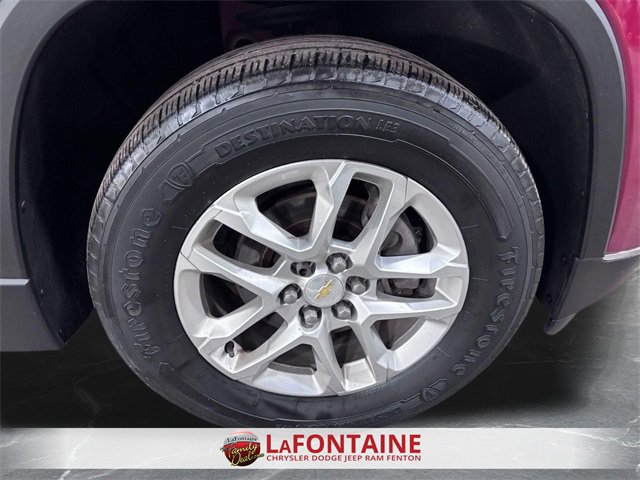 Used 2020 Chevrolet Traverse LT image 29