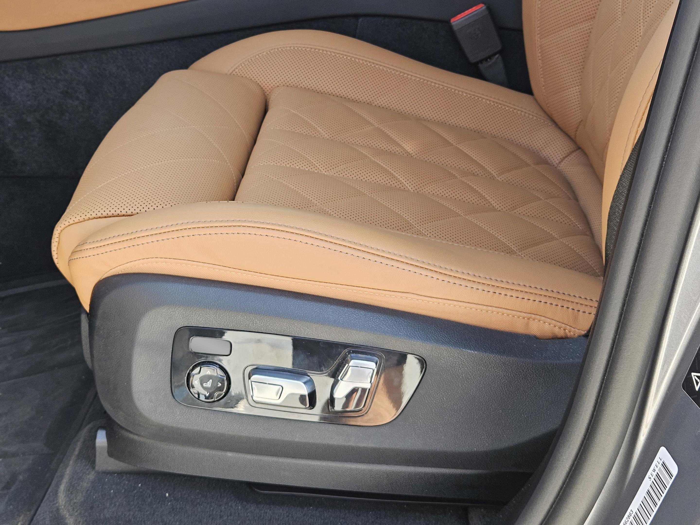 Used 2026 BMW X5 xDrive40i w/ Climate Comfort Package AWD/4WD image 21