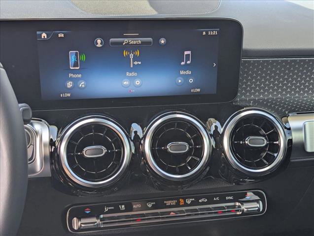 New 2026 Mercedes-Benz GLB 250 image 11