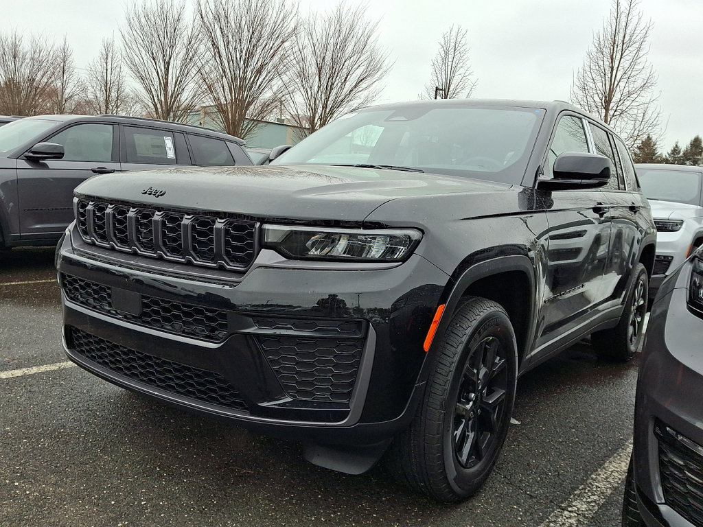 New 2026 Jeep Grand Cherokee Altitude