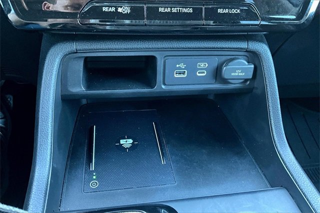 Used 2023 Honda Pilot Elite image 24