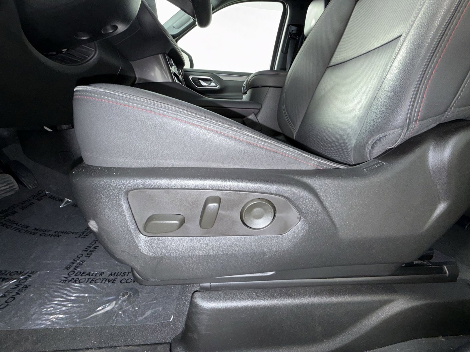 Used 2024 Chevrolet Tahoe RST w/ Luxury Package image 14