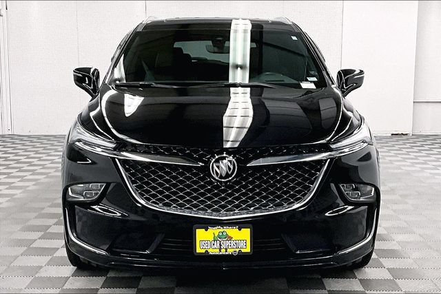 Used 2022 Buick Enclave Avenir w/ Avenir Technology Package AWD/4WD image 4