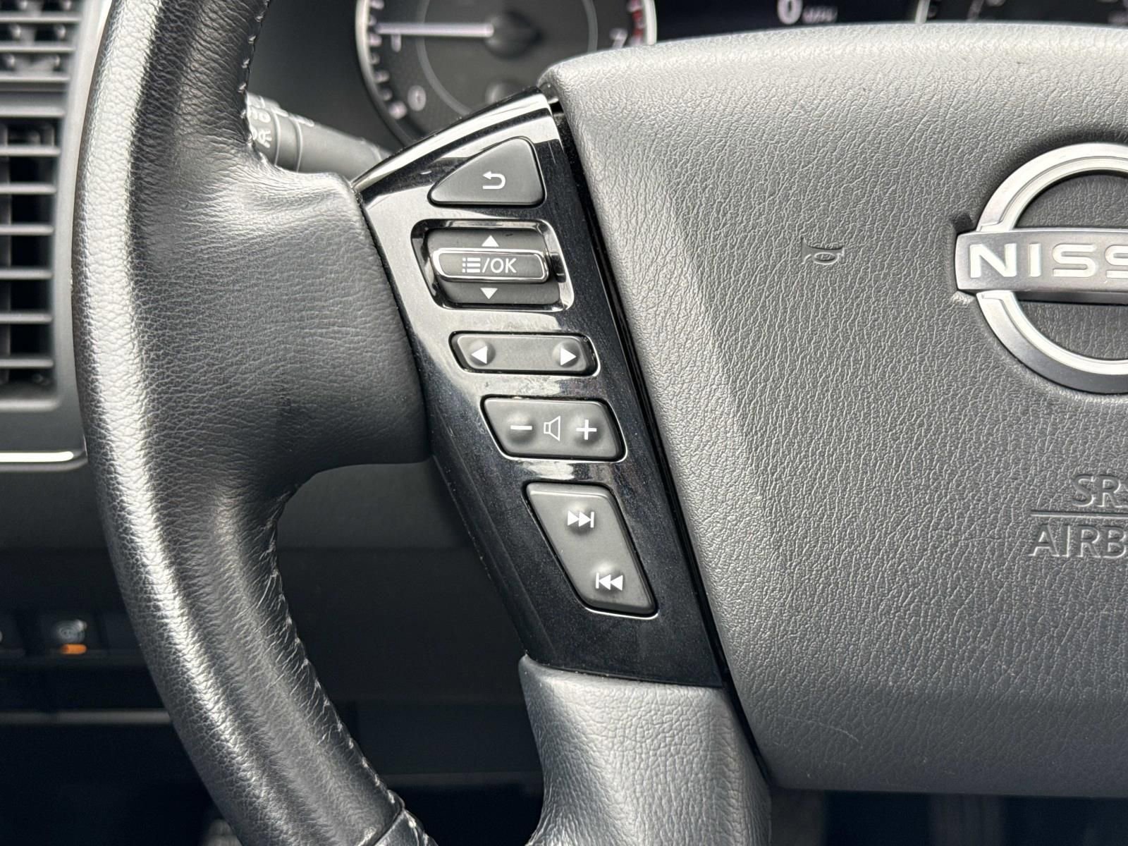 Used 2024 Nissan Armada SL w/ Captain's Chairs Package image 15