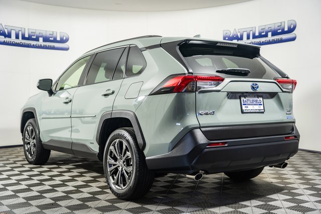 Certified 2022 Toyota RAV4 XLE Premium image 4