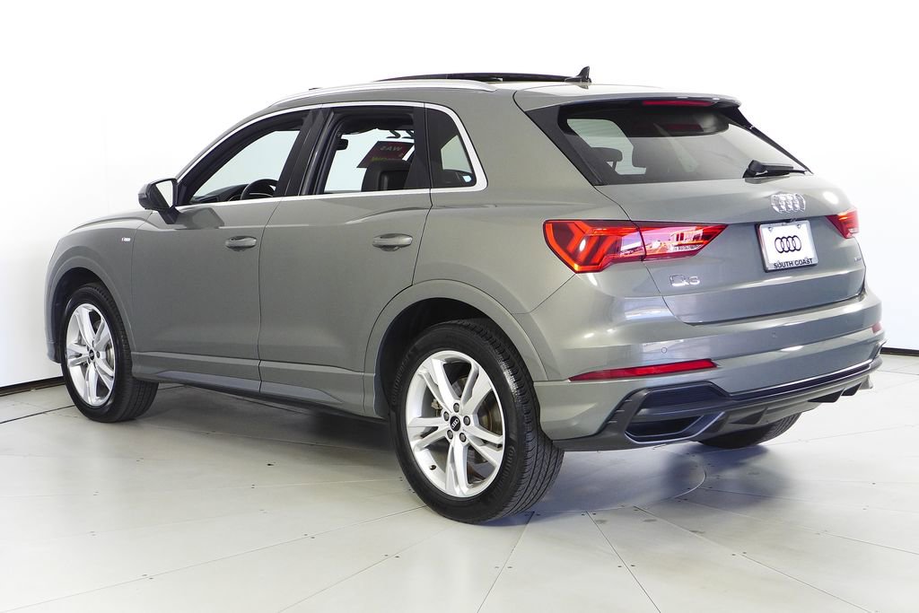 Used 2022 Audi Q3 2.0T Premium Plus w/ Premium Plus Package image 9
