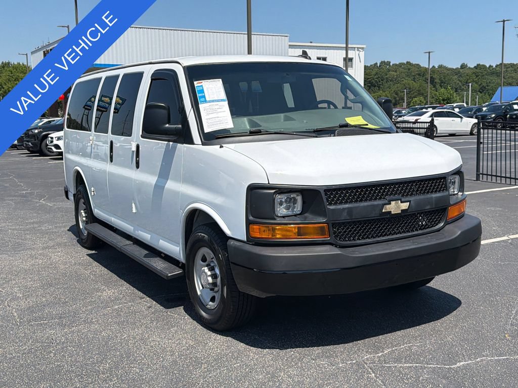 Used 2016 Chevrolet Express 2500 LS RWD image 4