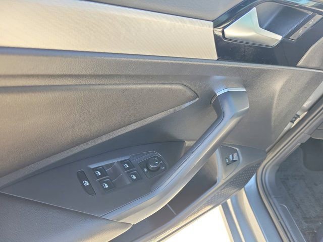 Used 2020 Volkswagen Jetta R-Line image 20