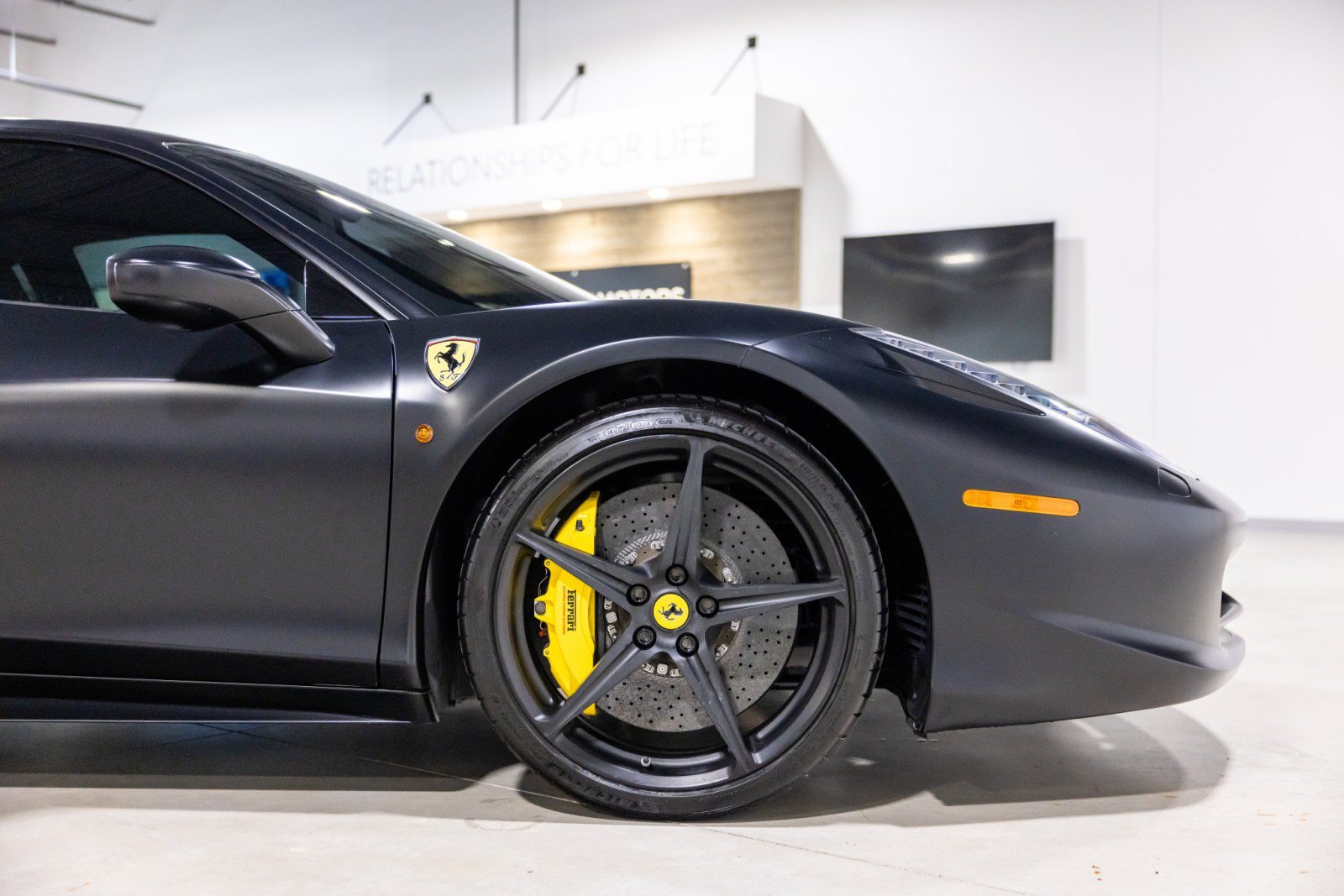 Used 2011 Ferrari 458 Italia Coupe RWD image 23