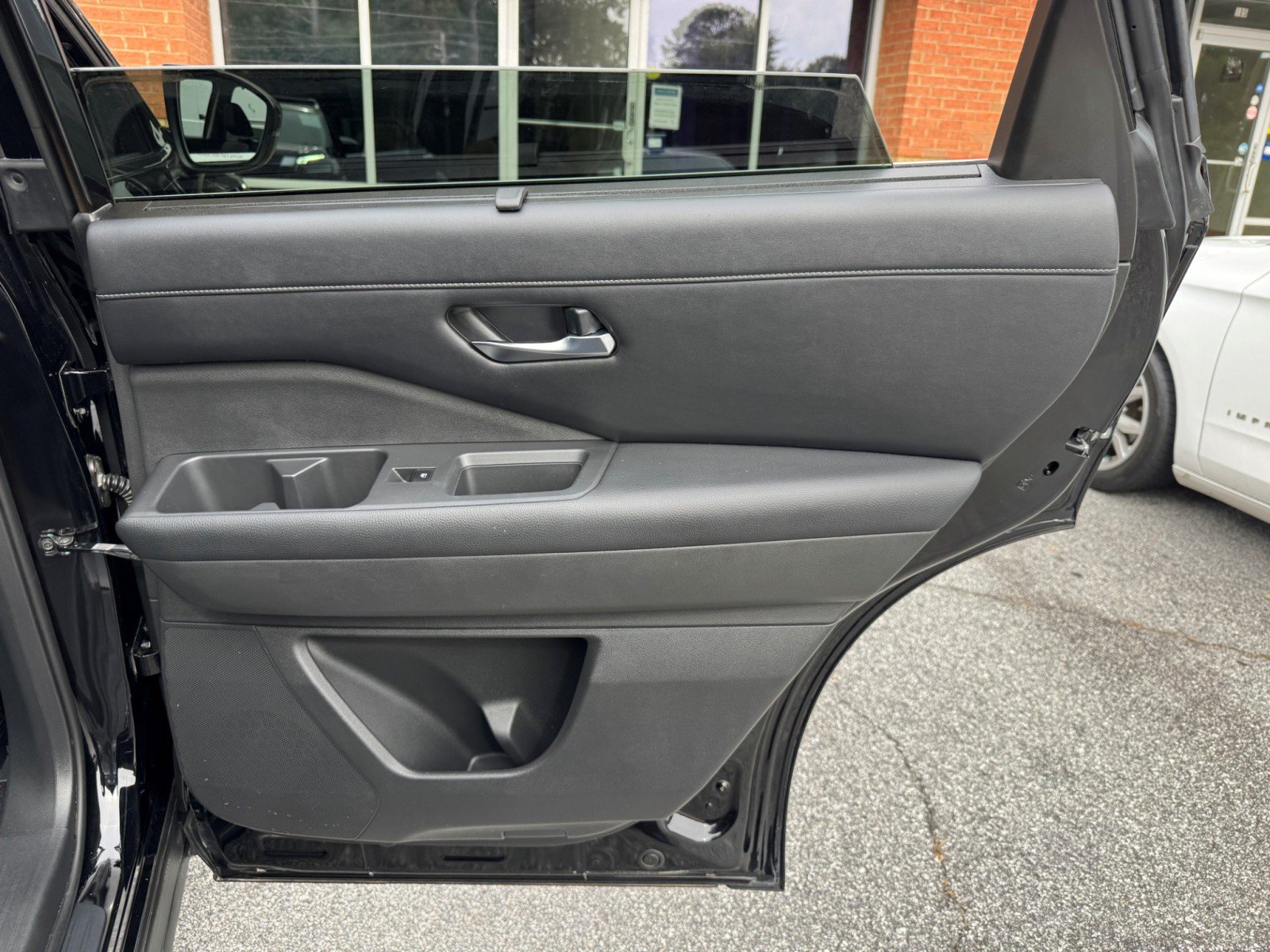 Used 2022 Nissan Pathfinder SL w/ SL Premium Package FWD image 43