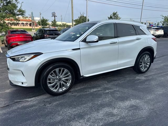 Used 2023 INFINITI QX50 Luxe w/ Cargo Package AWD/4WD image 3