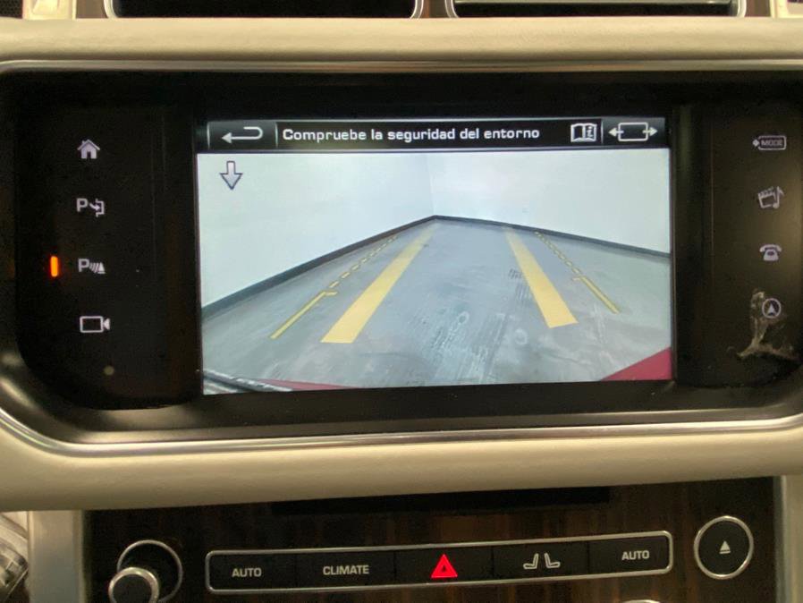 Used 2016 Land Rover Range Rover Autobiography image 31