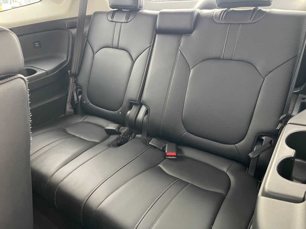 Used 2024 Honda Pilot Elite image 24