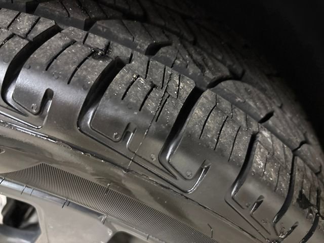 Used 2022 Chevrolet Equinox RS image 32