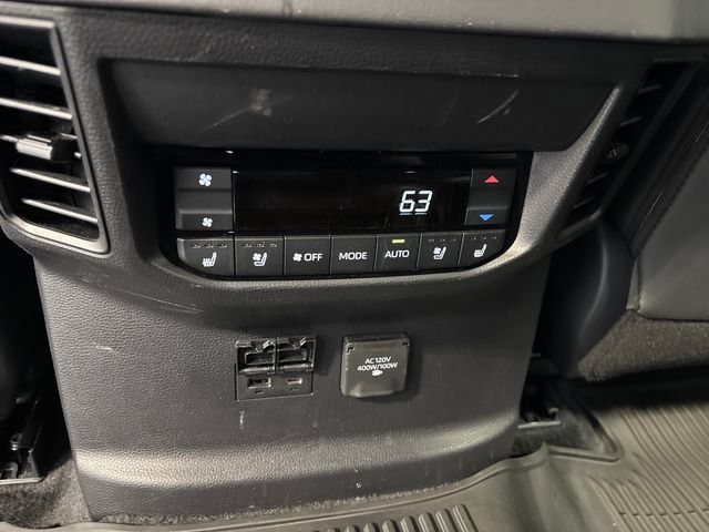 Used 2026 Toyota Sequoia Platinum AWD/4WD image 19