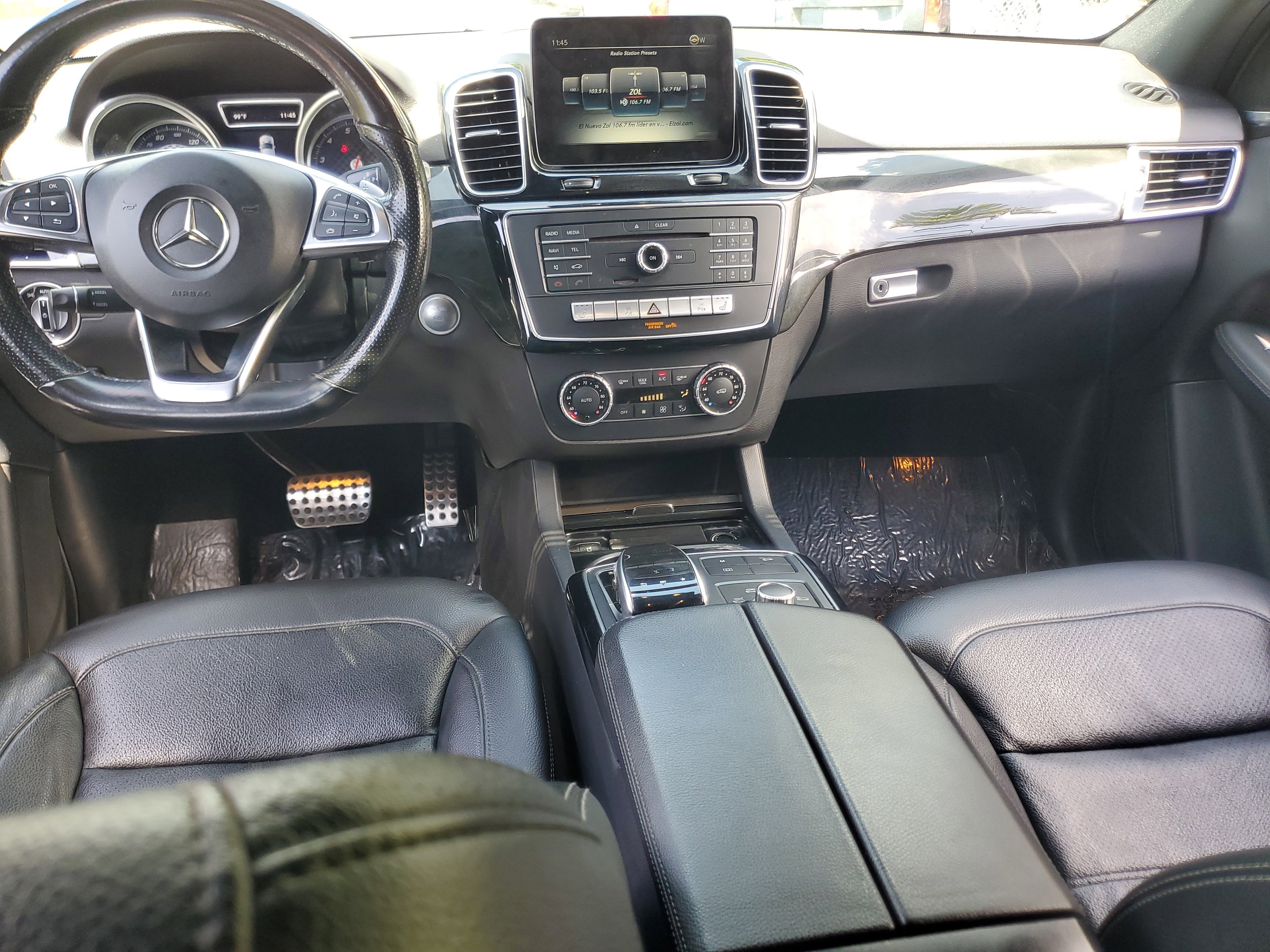 Used 2017 Mercedes-Benz GLE 350 4MATIC w/ Premium 2 Package image 11